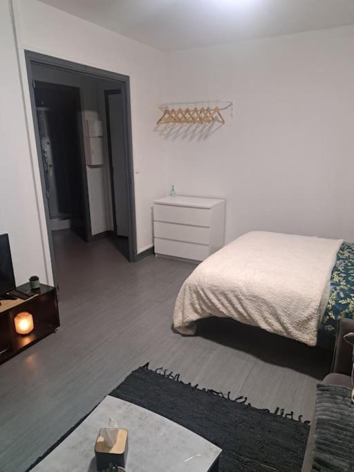 Studio 15 Mn De Paris Chelles  Exterior foto